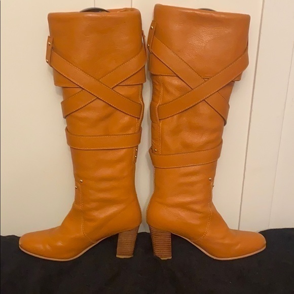 Chloe tall boot with wrap around straps with buckles - Picture 3 of 7